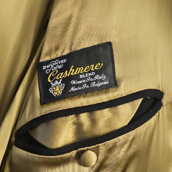 Elegant Men's Black Pea Coat - Picture 2 of 5